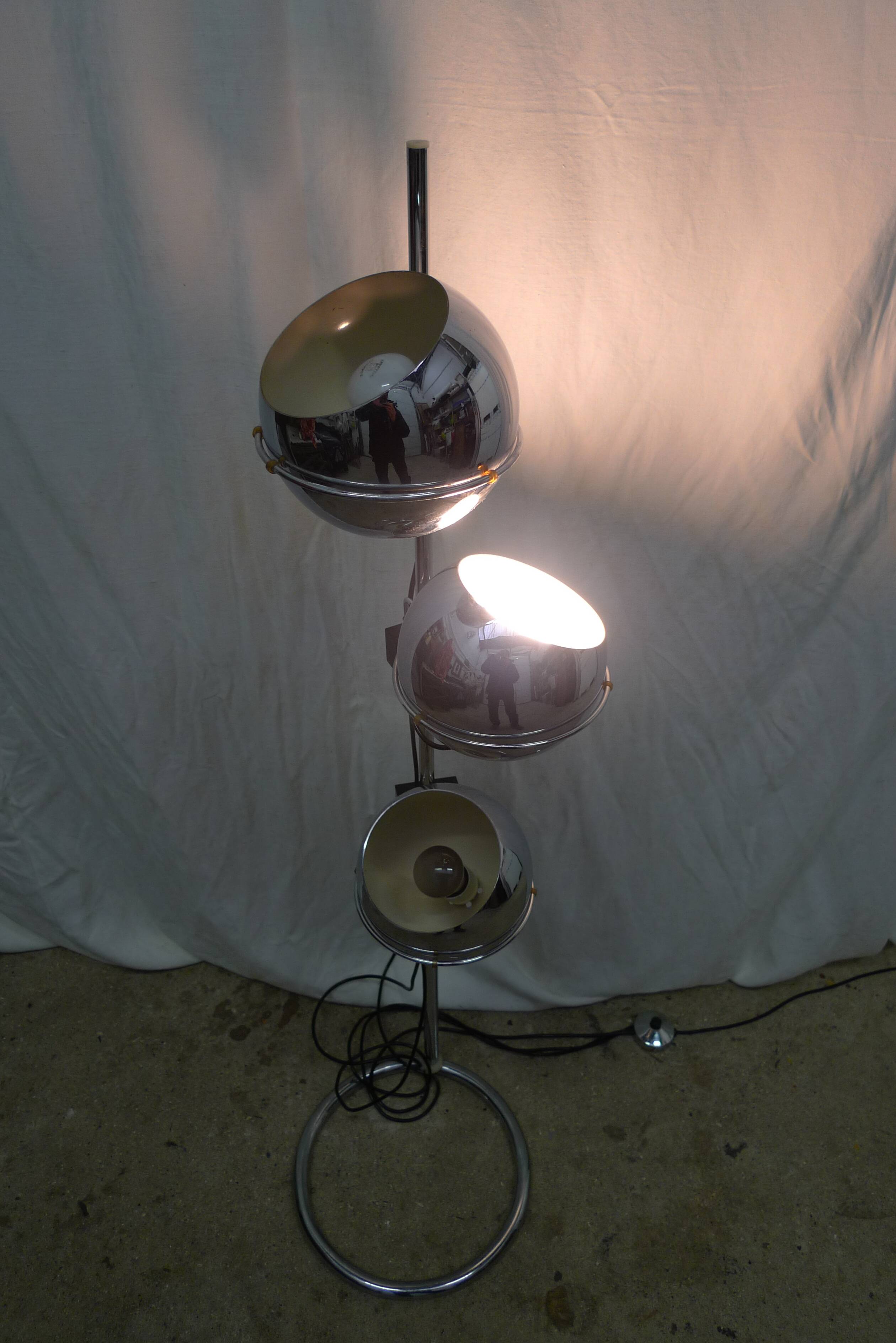 Reggiani vintage eye-ball floor lamp