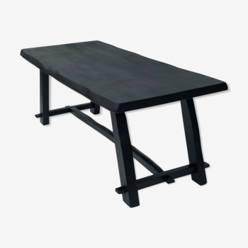 Table en bois brutaliste noire