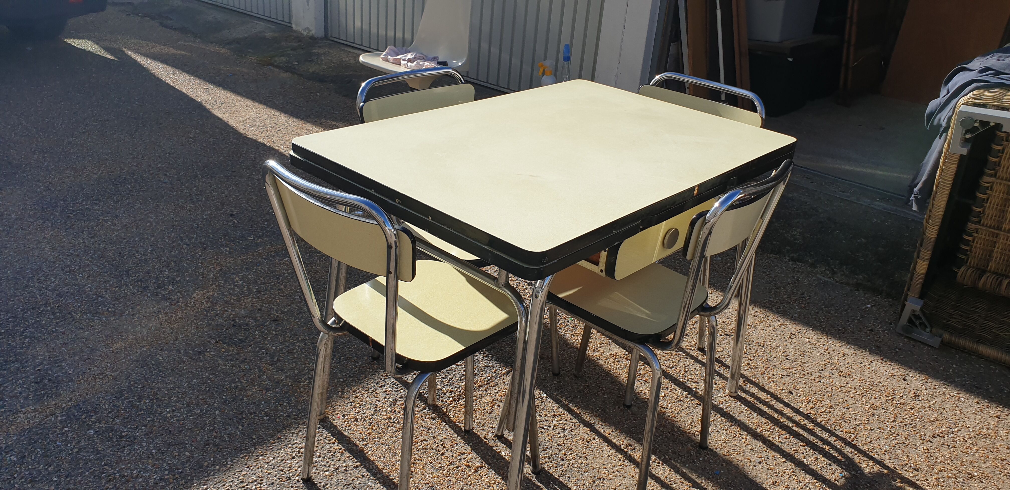 Vintage formica table and 4 chairs