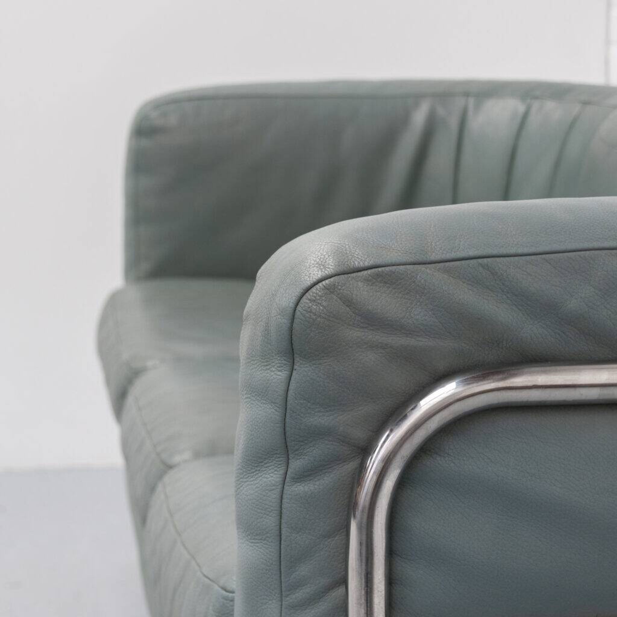 Zanotta Onda three-seater sofa 1980s