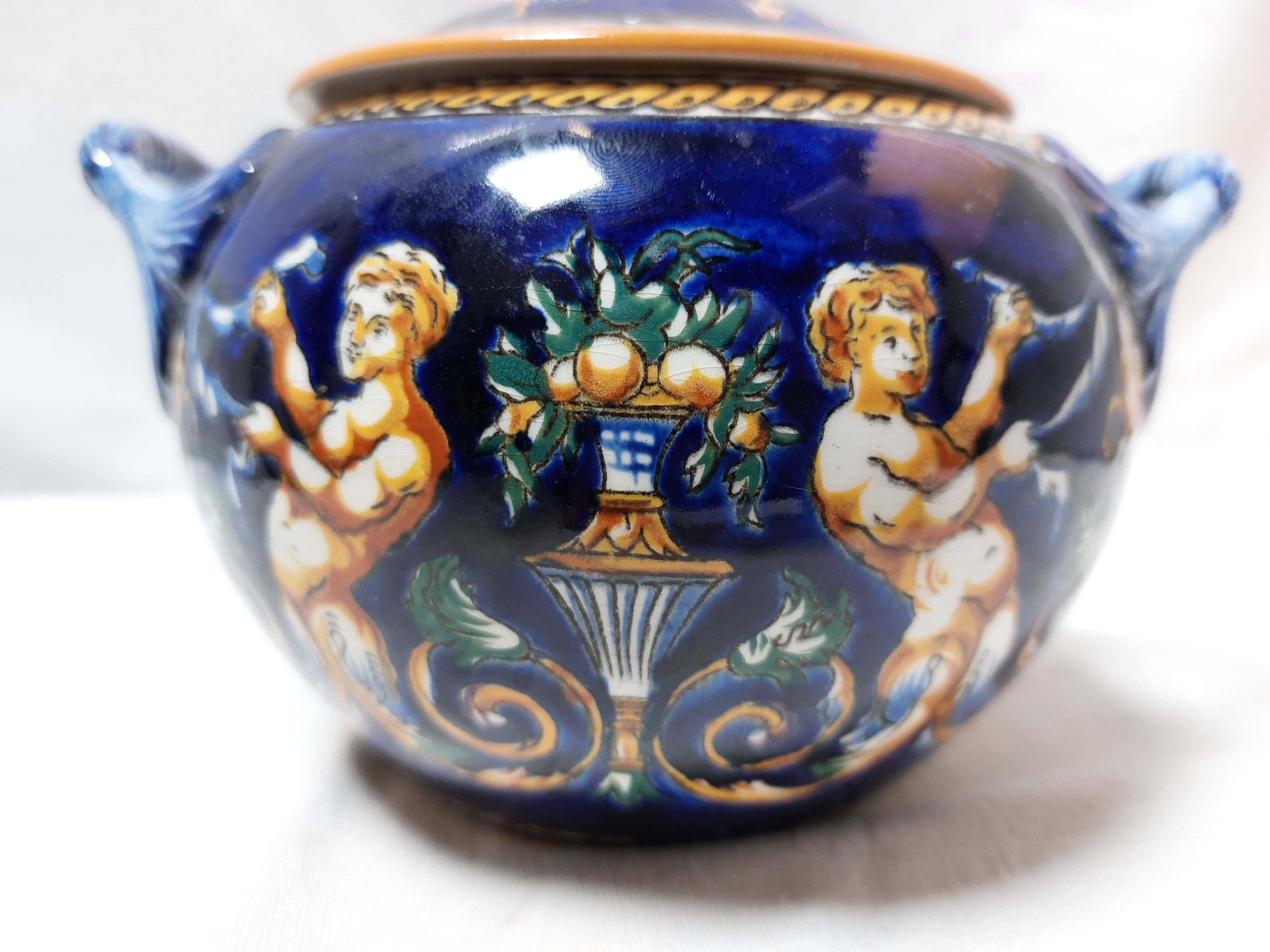 Large Gien blue sugar bowl or candy dish, Renaissance model