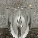 Lalique France: magnificent crystal tulip vase