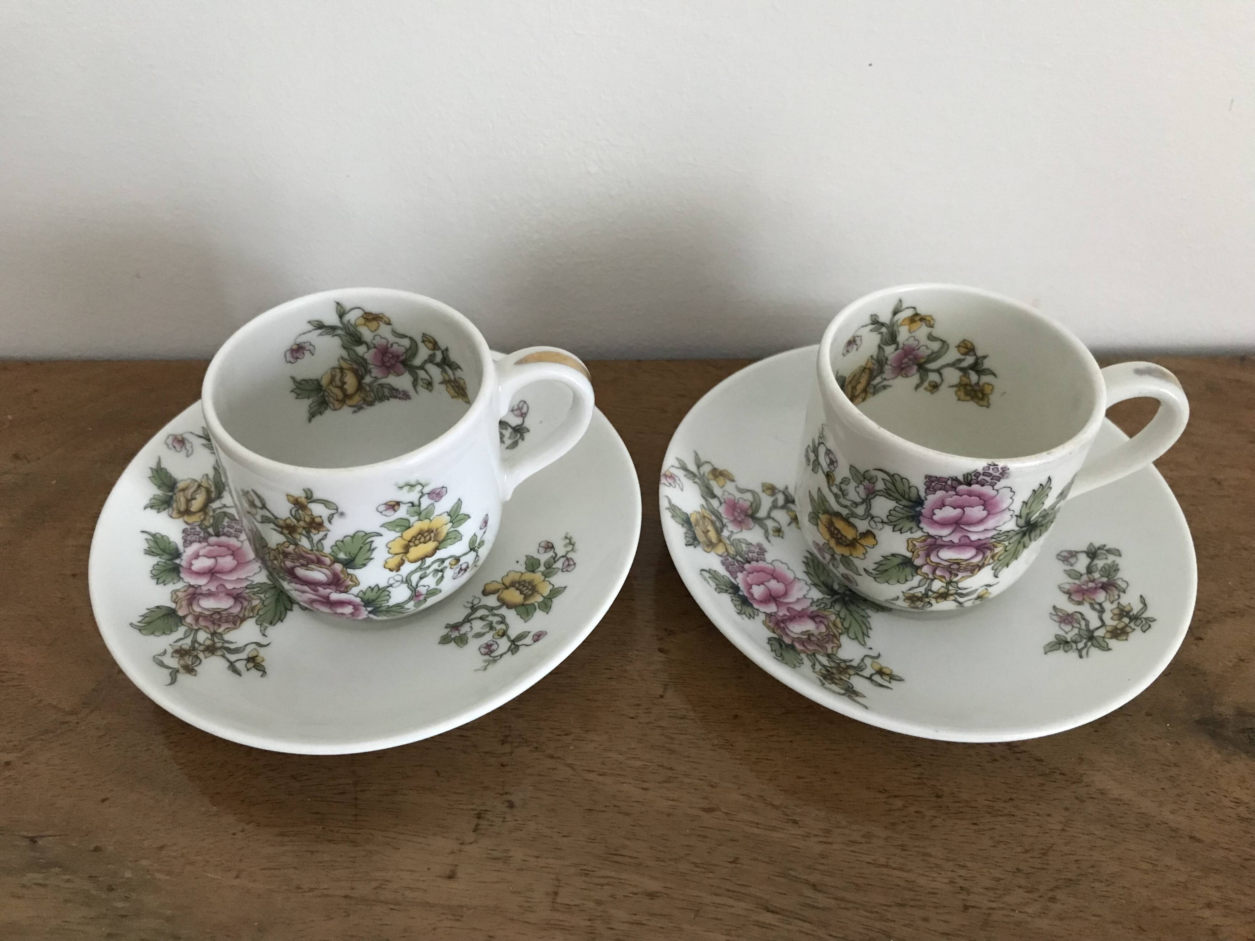Lot 91 HAVILAND à Limoges, Modèle à la corne en camaïeu