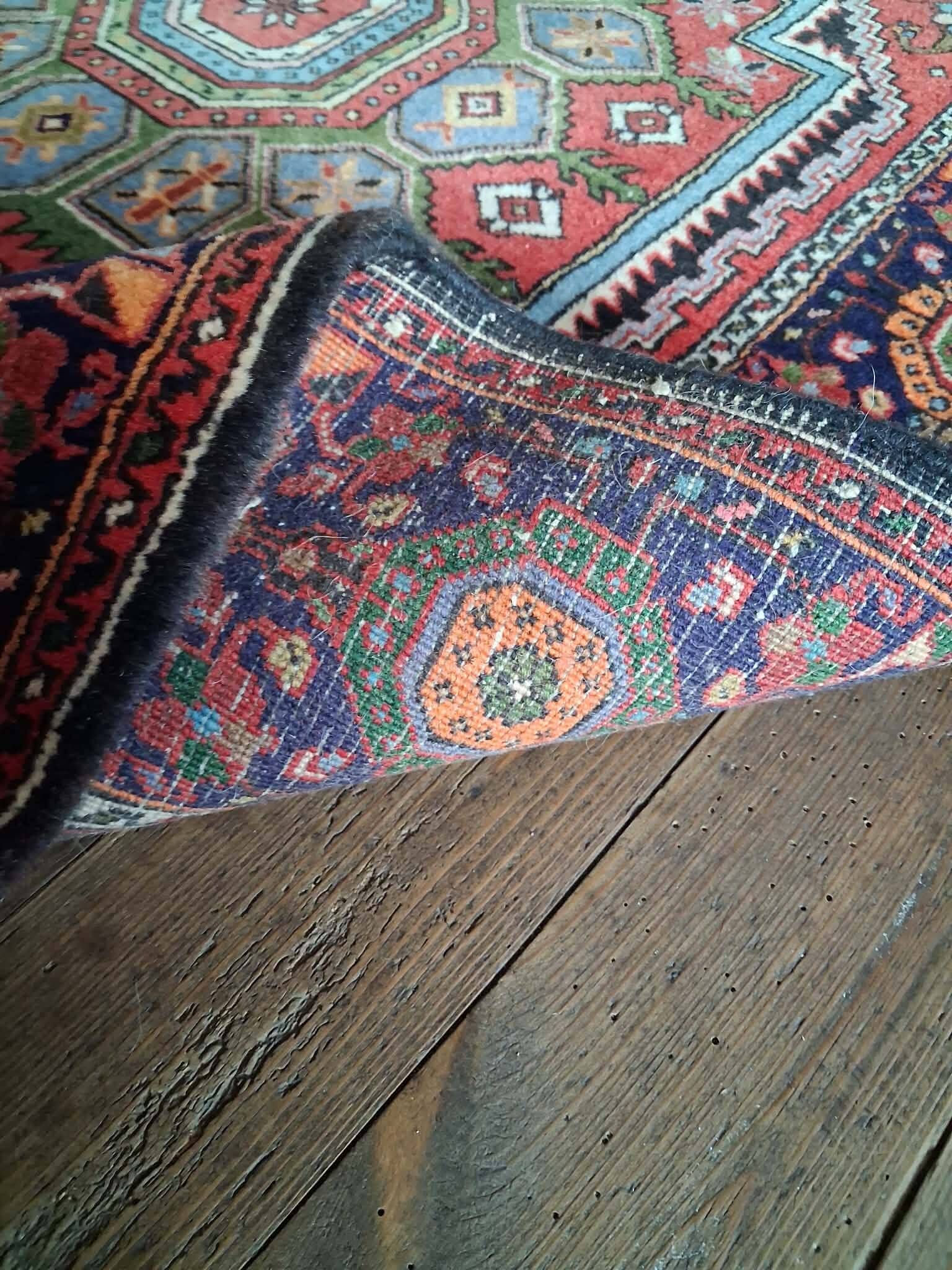 Handmade Persian Tabriz carpet 157x106cm