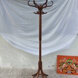 Baumann parrot coat rack