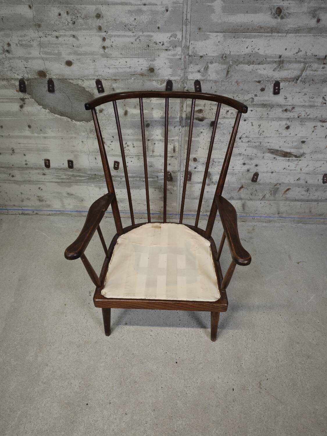 Baumann fan armchair
