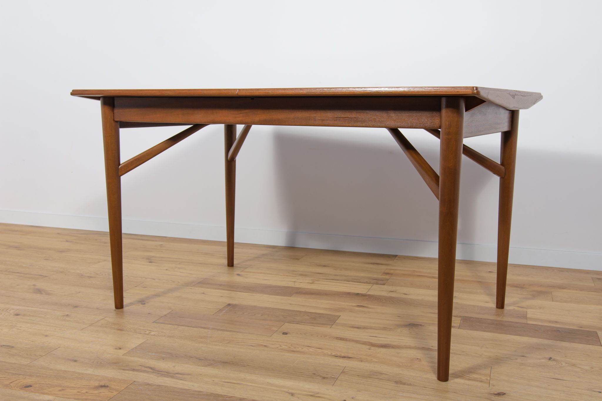 Table à manger en teck extensible du milieu du siècle Everest, années 1960