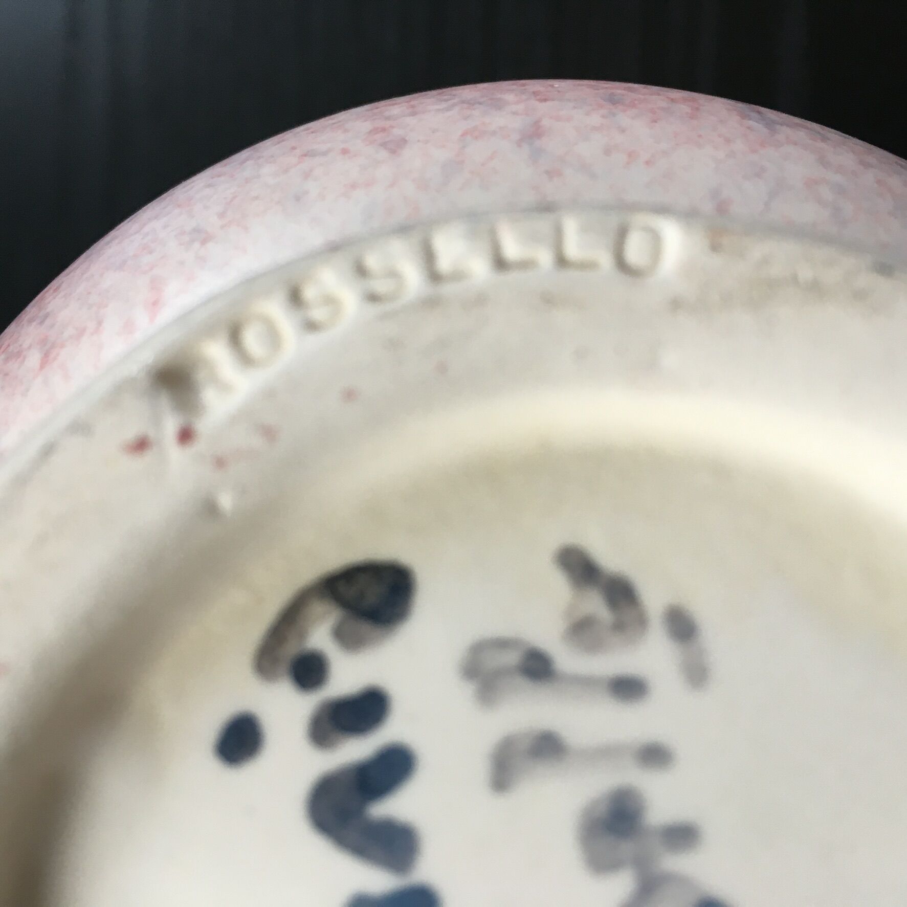 Pitcher signed Rossello Vallauris