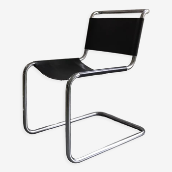 Bauhaus modernist chair