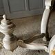 Table violin white marble