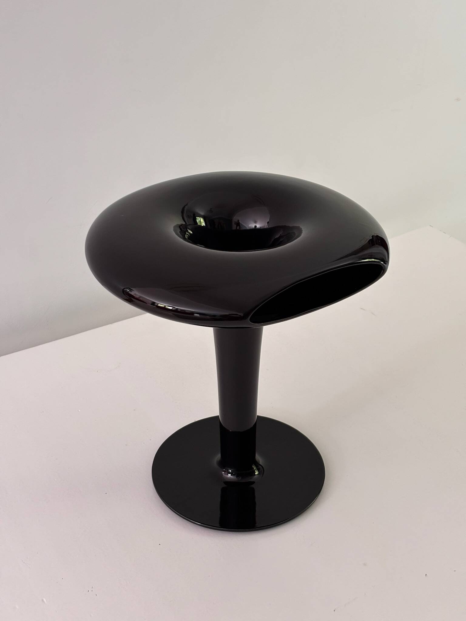 Sci-Fi Vase by Marc Newson for Cor Unum 1993 Glazed Black Ceramic Signed Ra