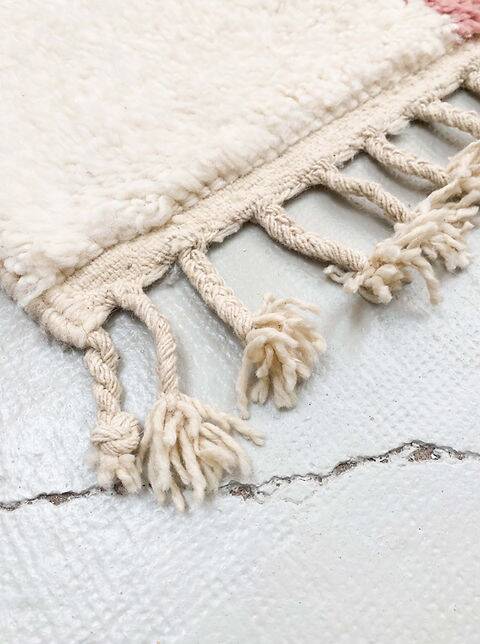 Traditional handmade Beni Ouarin rug size 150 x 250 cm
