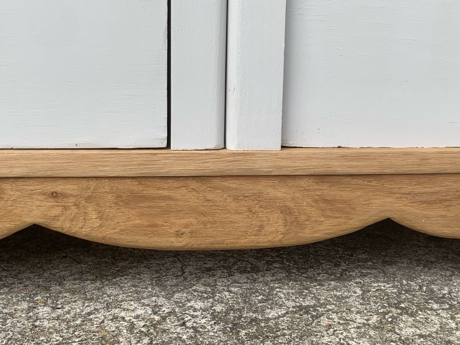 Asymmetrical Parisian Art Deco wardrobe 1930