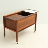 Rolling bar cabinet in rosewood by Dyrlund, Denmark, 1960s.