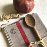 Old cloth in pure washed linen tinted in dove gray