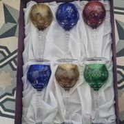 6 verres de couleur cristal St Louis