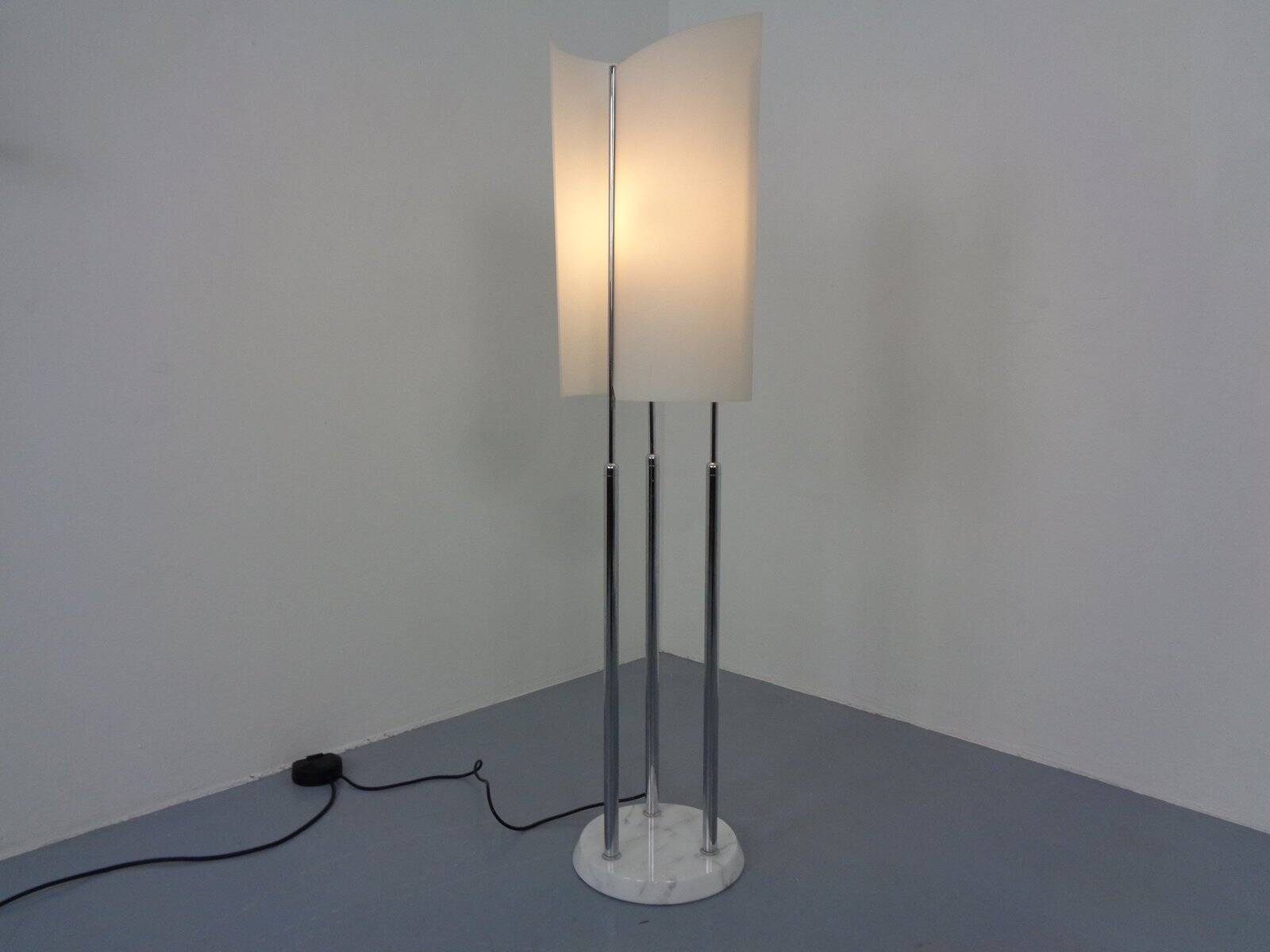 Arianna Floor Lamp in Marble and Handblown Glass by Bruno Gecchelin for Oluce, Italy, 1970s