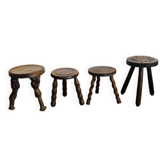 Ensemble de 4 tabourets tripodes