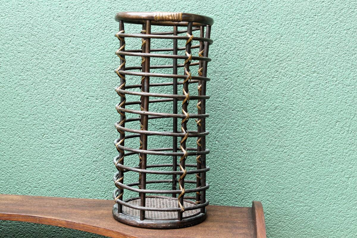Rattan umbrella stand