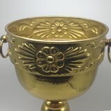 Old planter on foot in hammered brass pushed back height 44 cm