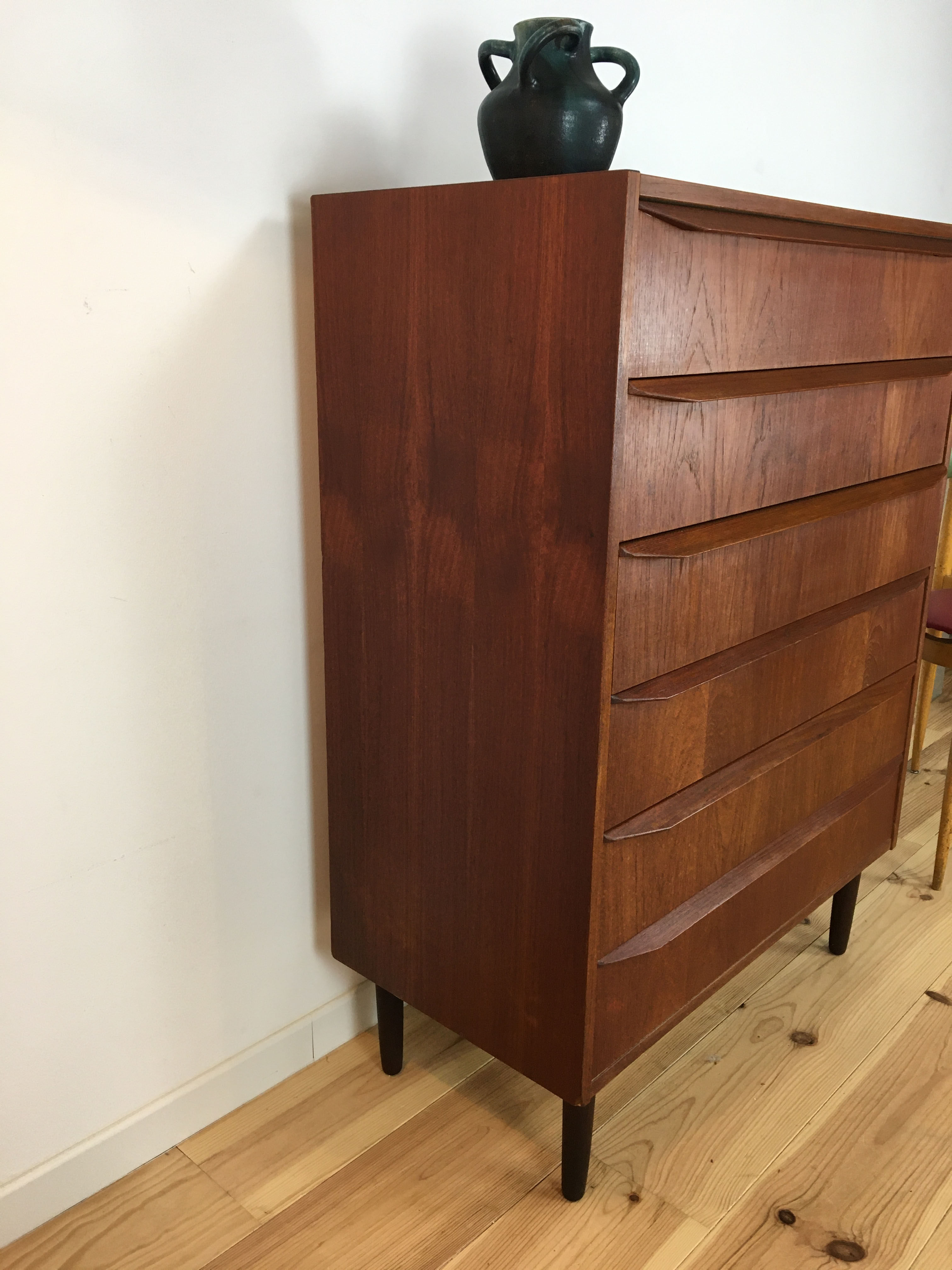 Commode teck scandinave type chiffonnier années 60