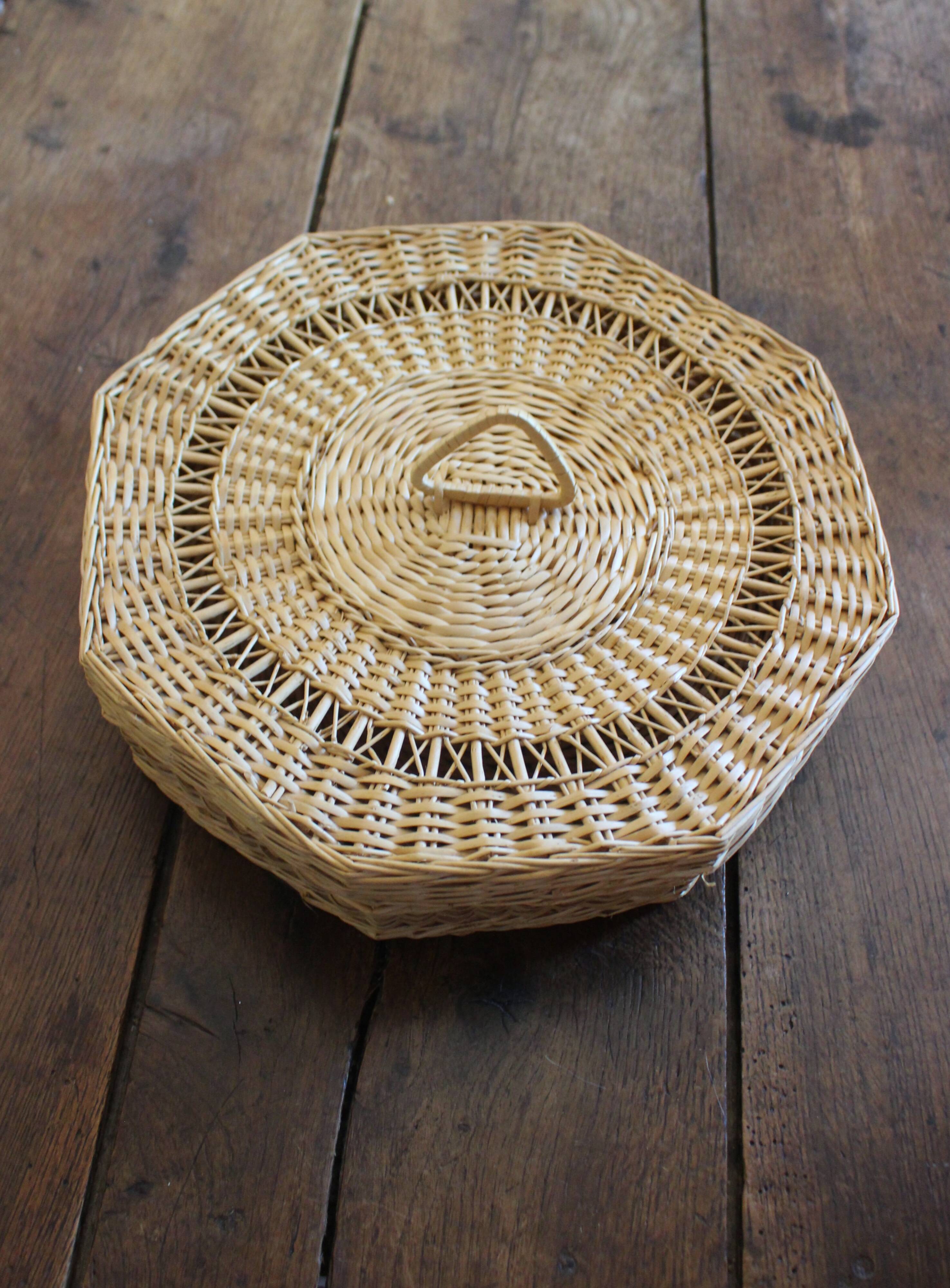 Vintage Octagonal Wicker Basket with Lid