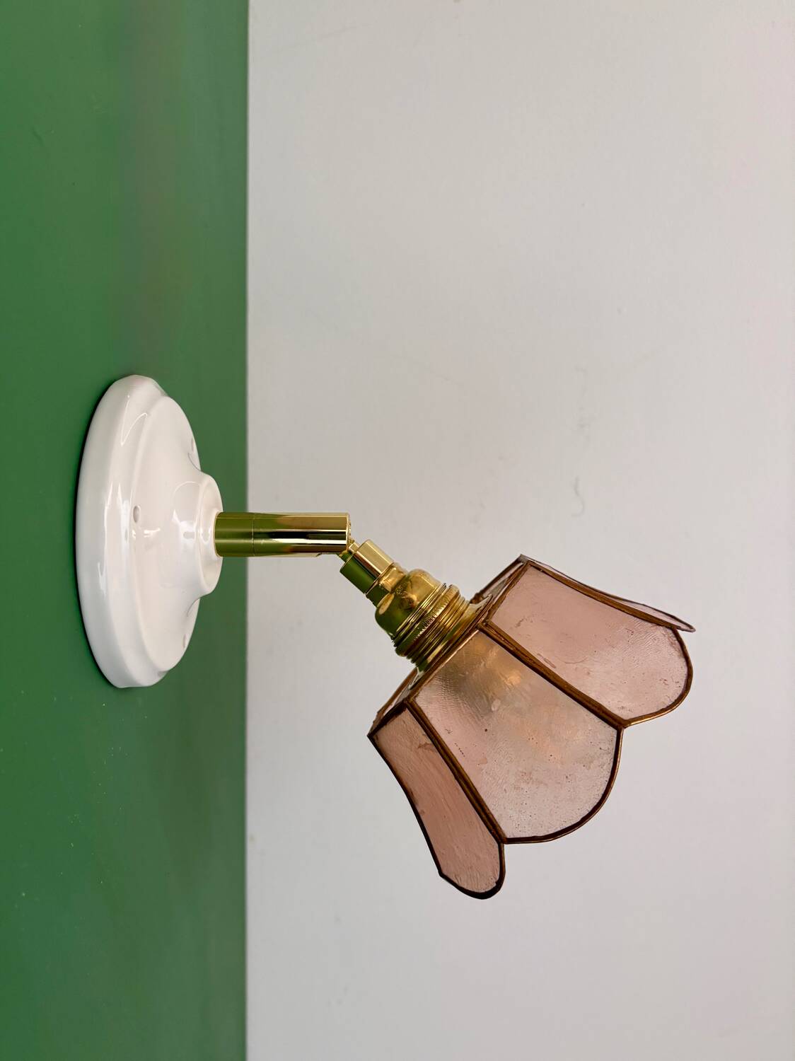 Vintage mother-of-pearl and brass wall lamp with lampshade