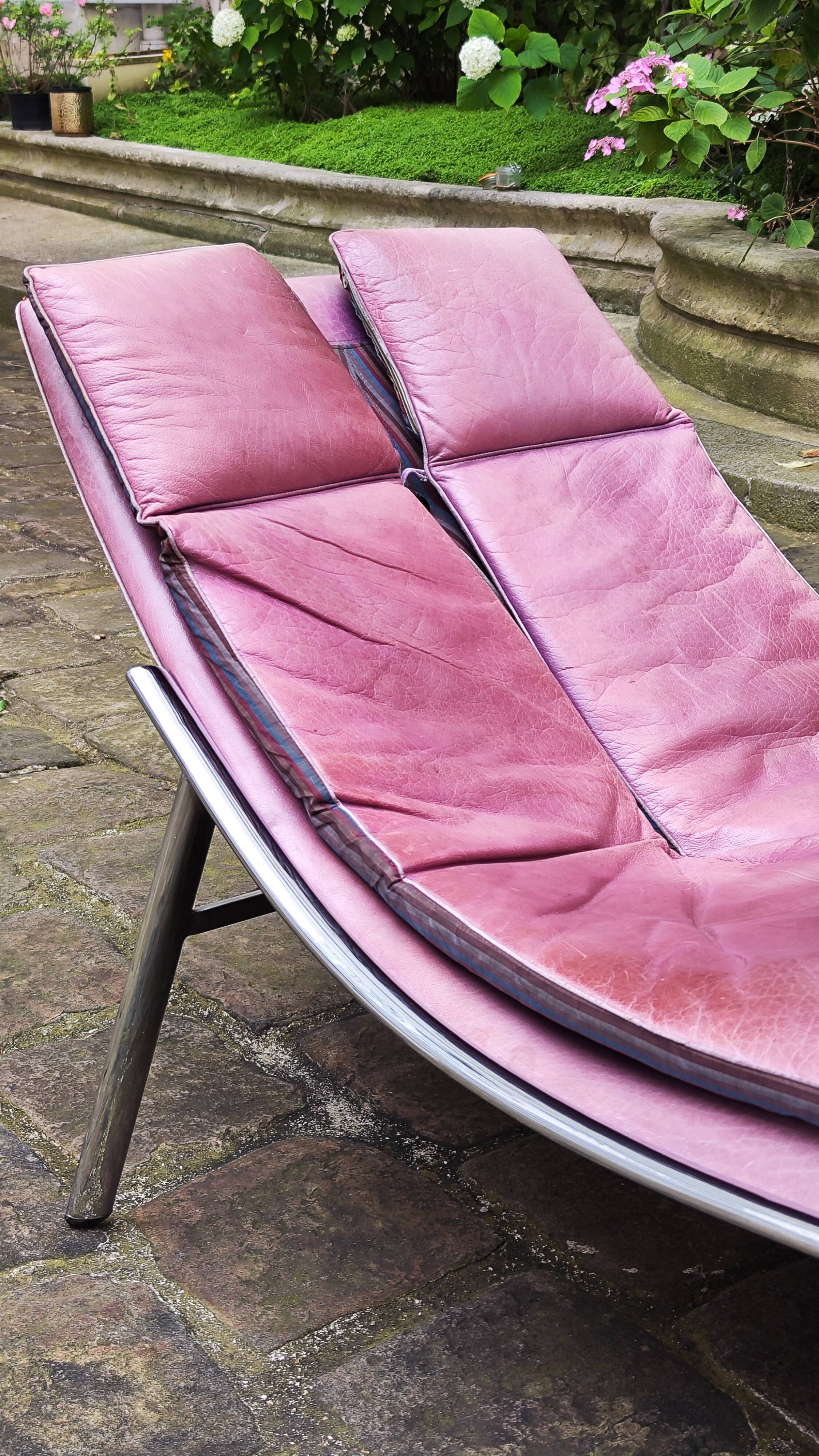 Leather armchair from the Giovanni Offredi years, Saporiti, 1970/80, Italy