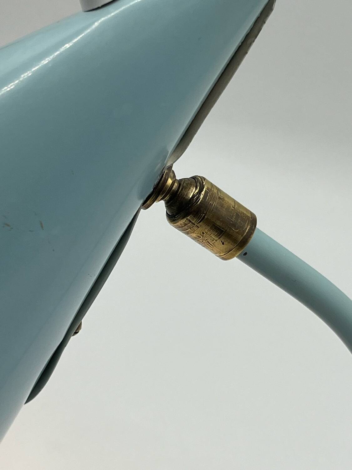 Sky blue casserole lamp