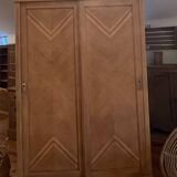 Armoire penderie vintage en chêne brut - portes coulissantes