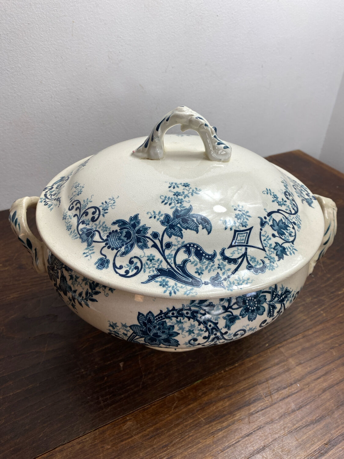 Soup tureen, ironstone, Sévigné, HB & Co.