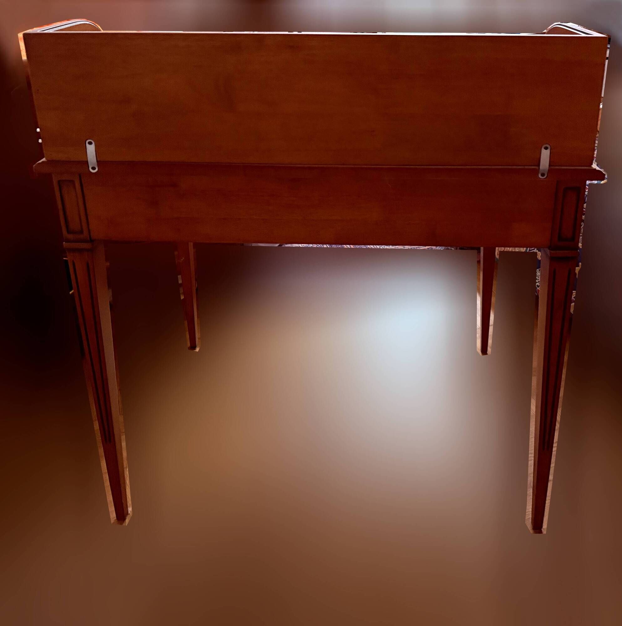 English style writing desk