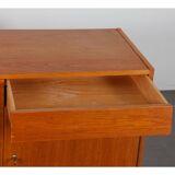 Oak sideboard produced by UP Zavody in the 1960s