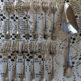 Série de 12 fourchettes à dessert et pelle à tarte