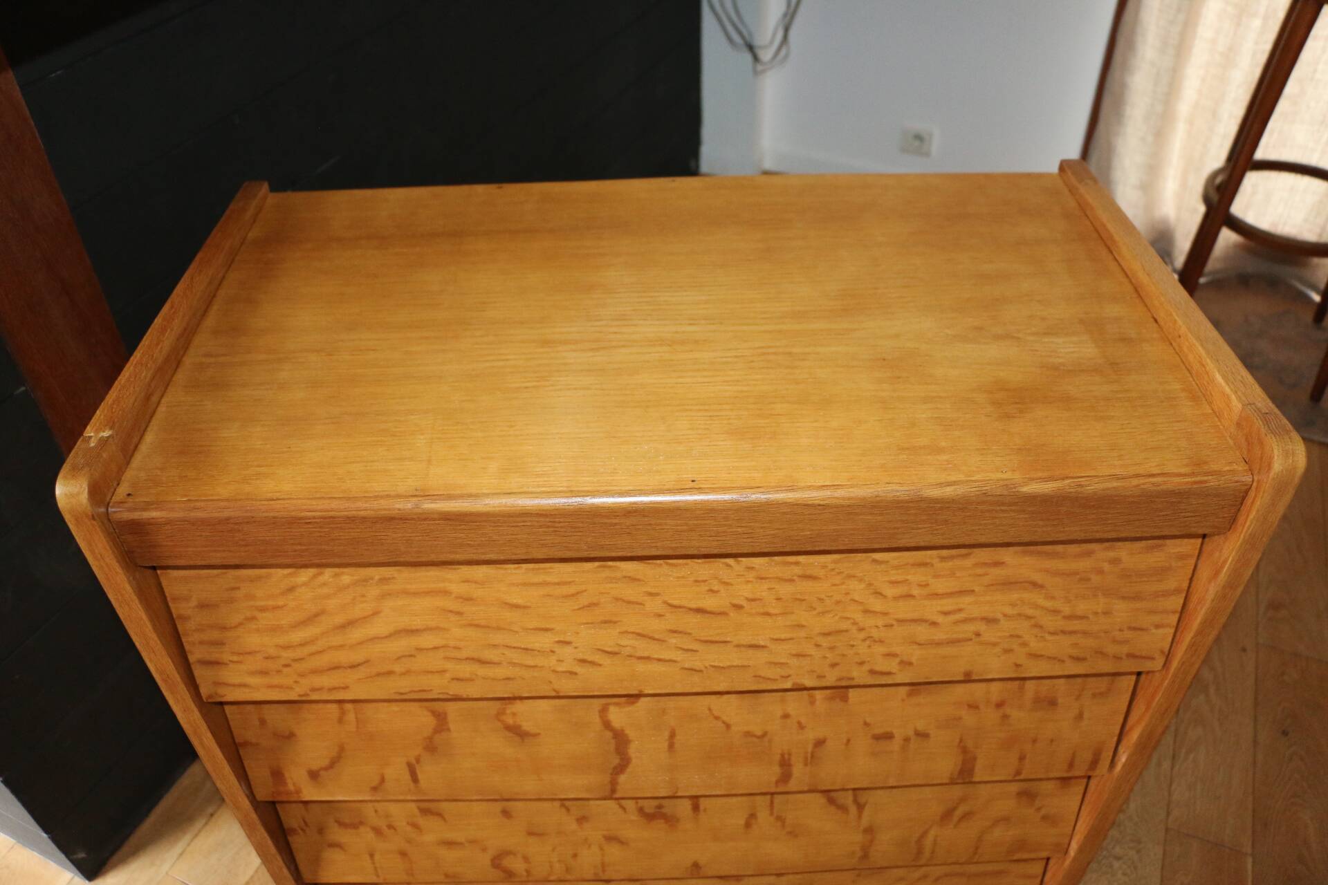 Chest of drawers with 4 drawers, light oak, 1960.