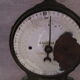 Balance 19th cast iron, enamelled dial