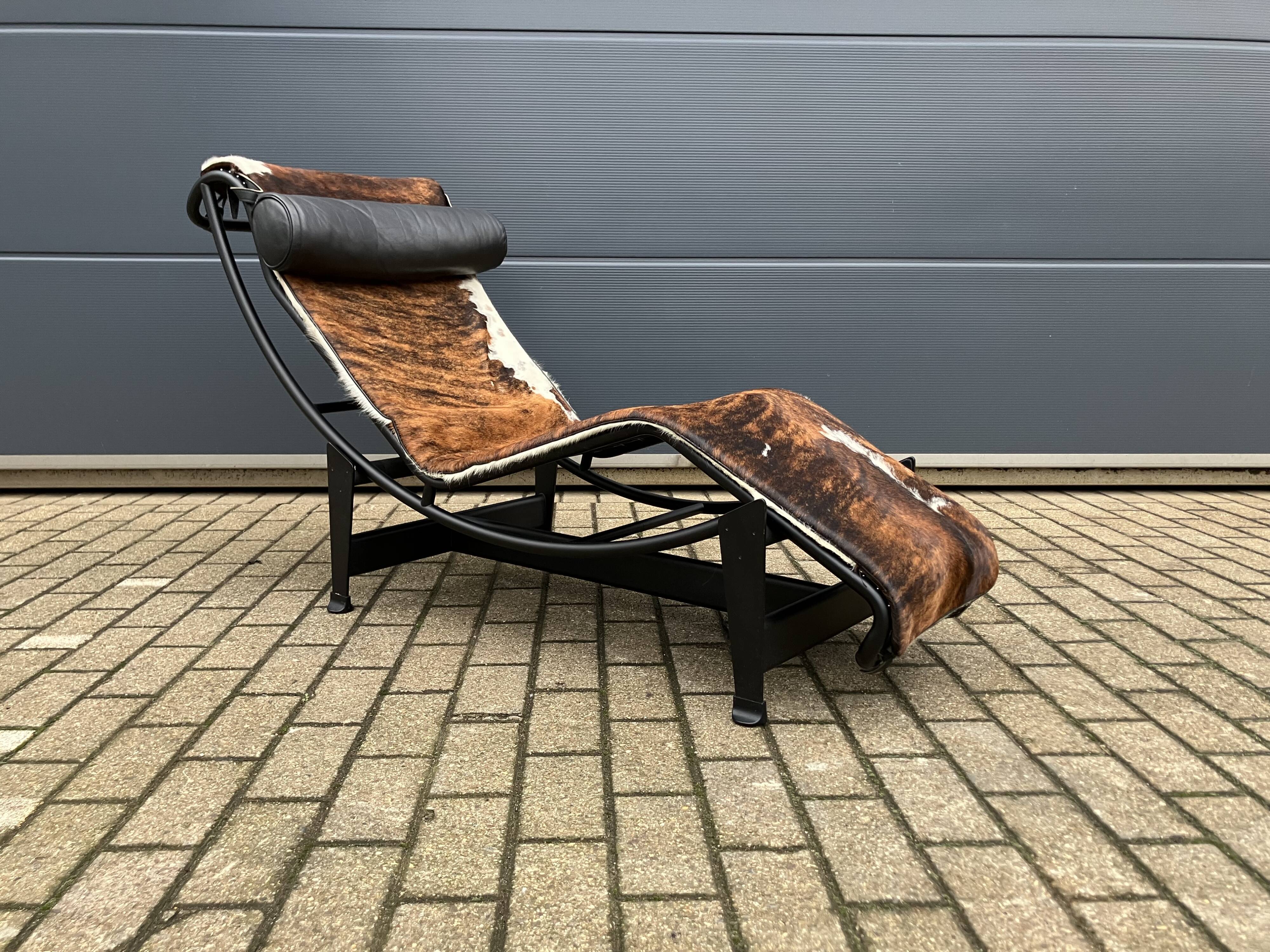 Originele Low numbered Cassina Le Corbusier Lc4 Pony skin