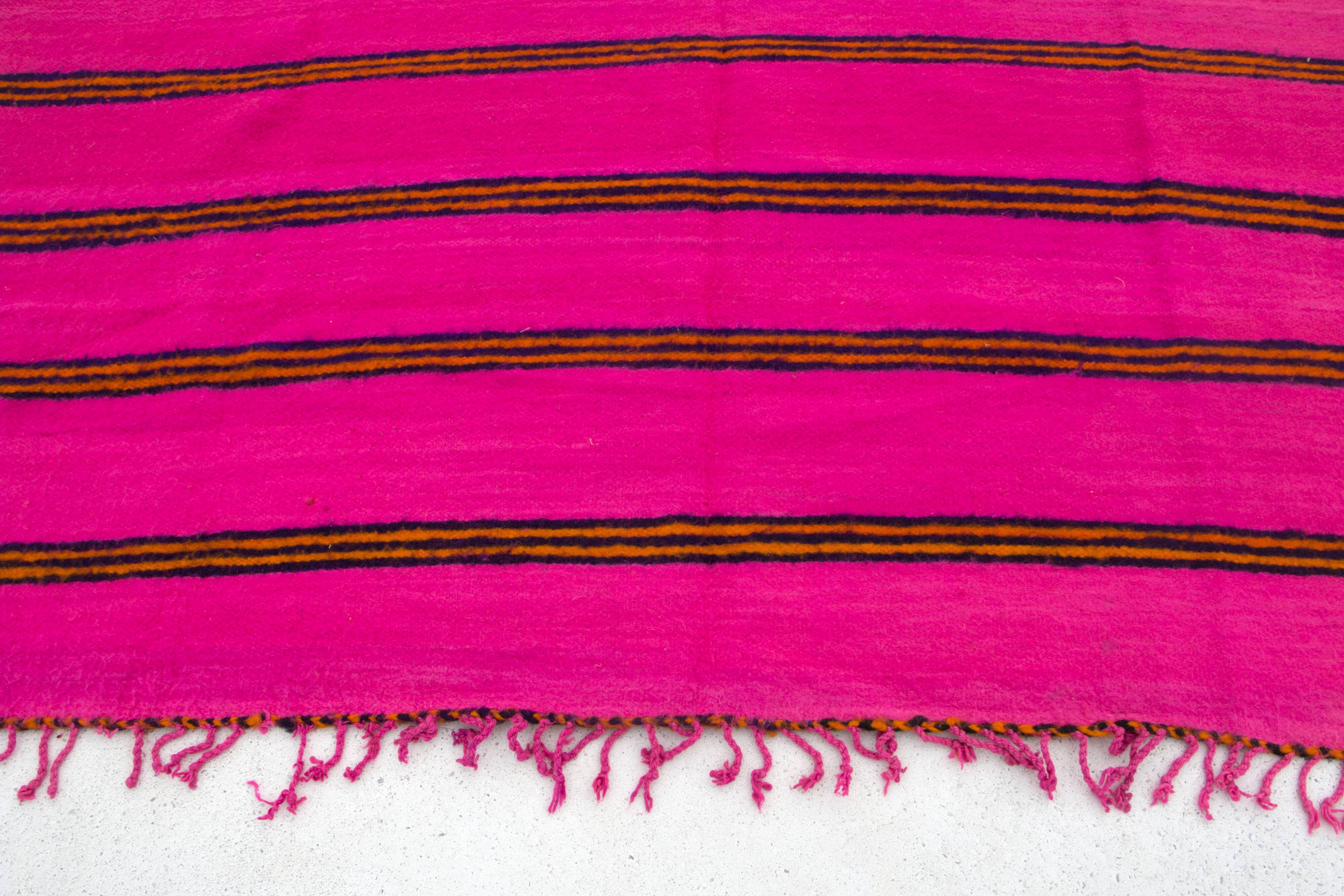 Shama shine, large pink breathable blanket rug 210 x 420 cm