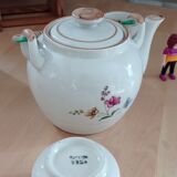 Porcelain tea set