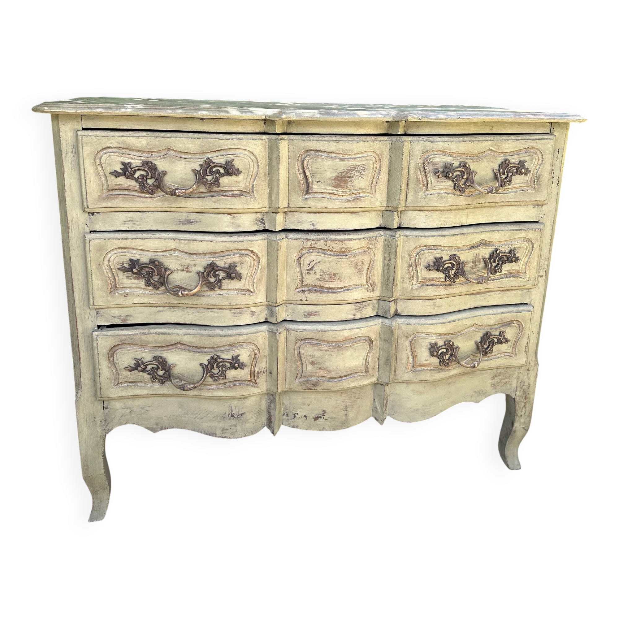 Commode galbée ancienne patinée vert pistache