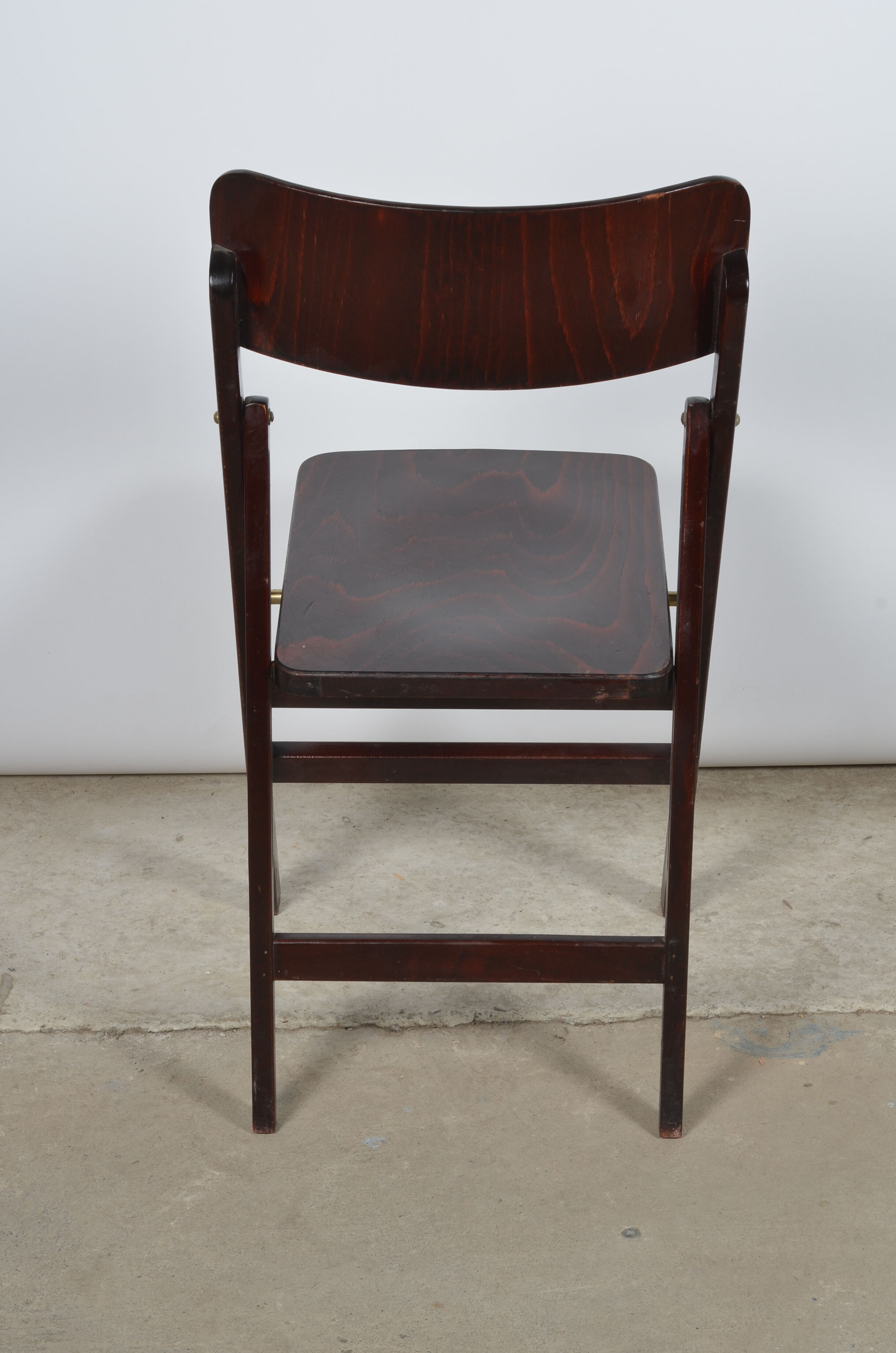Baumann folding chair