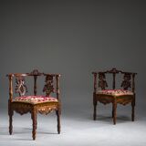 19th century Italian Renaissance style carved walnut corner chairs, set of 2