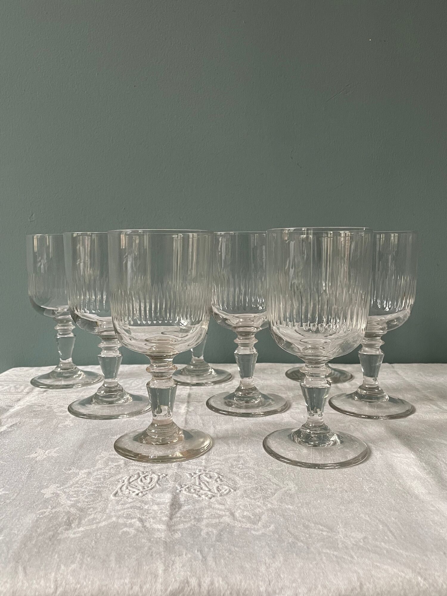 Set of 8 old glasses in Portieux crystal