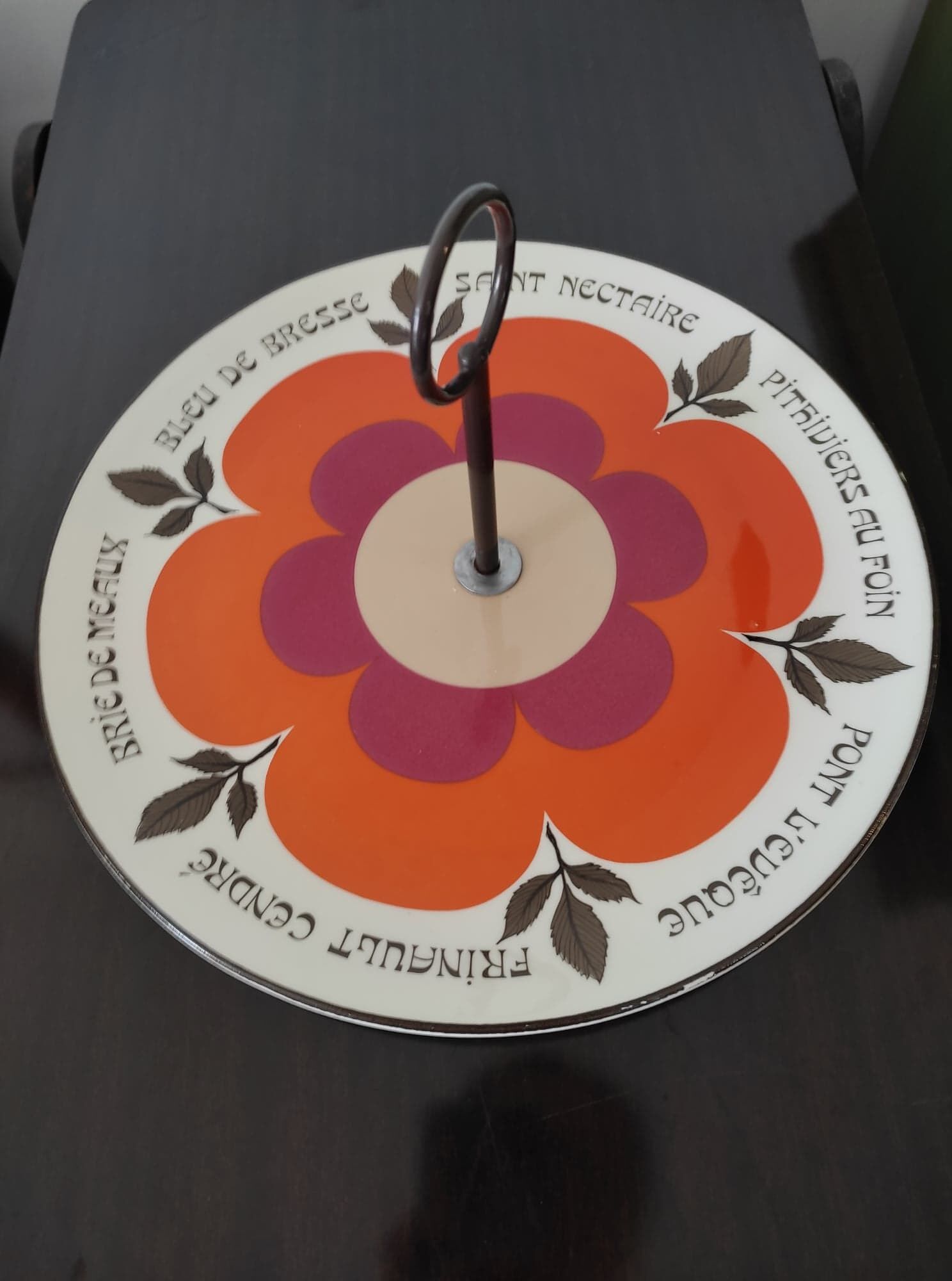 Vintage cheese platter 1970, signed Gien France, Harmony collection for Marie-Pierre Boitard.