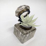 vase miniature