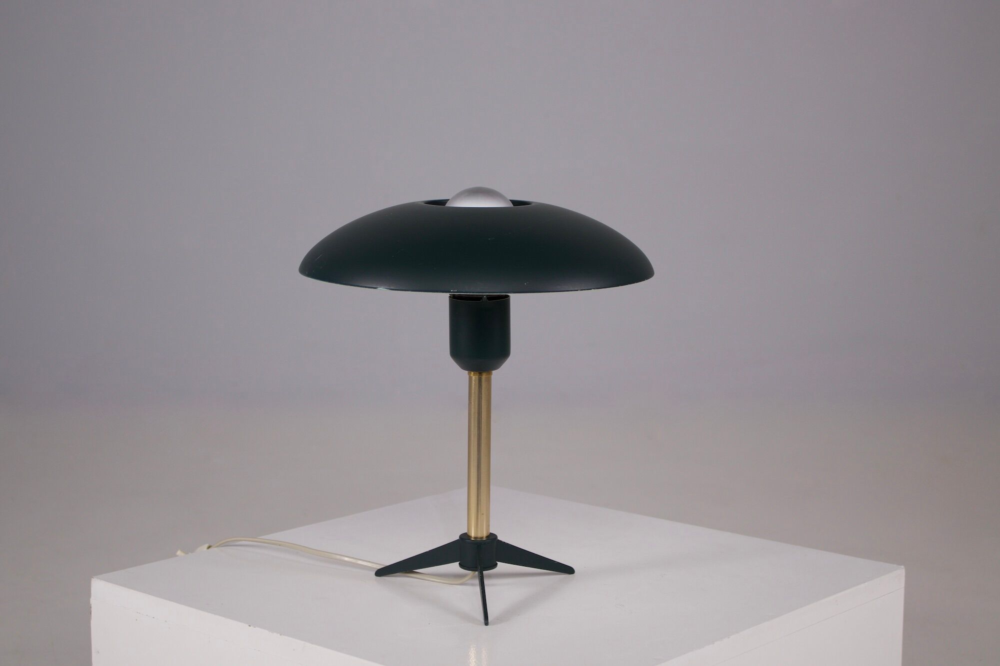 Lamp "Minou S" Louis Kalff & Philips.