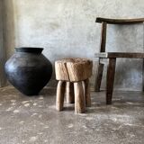 Brutalist stool in upcycled solid blond teak H:40 D:32