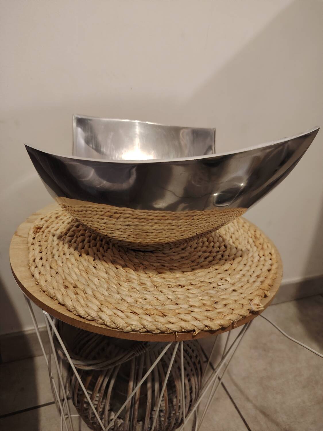 Coupe à fruit vintage et moderne à la fois.