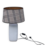 Lampe en céramique blanche à abat-jour tartan – style cosy et intemporel