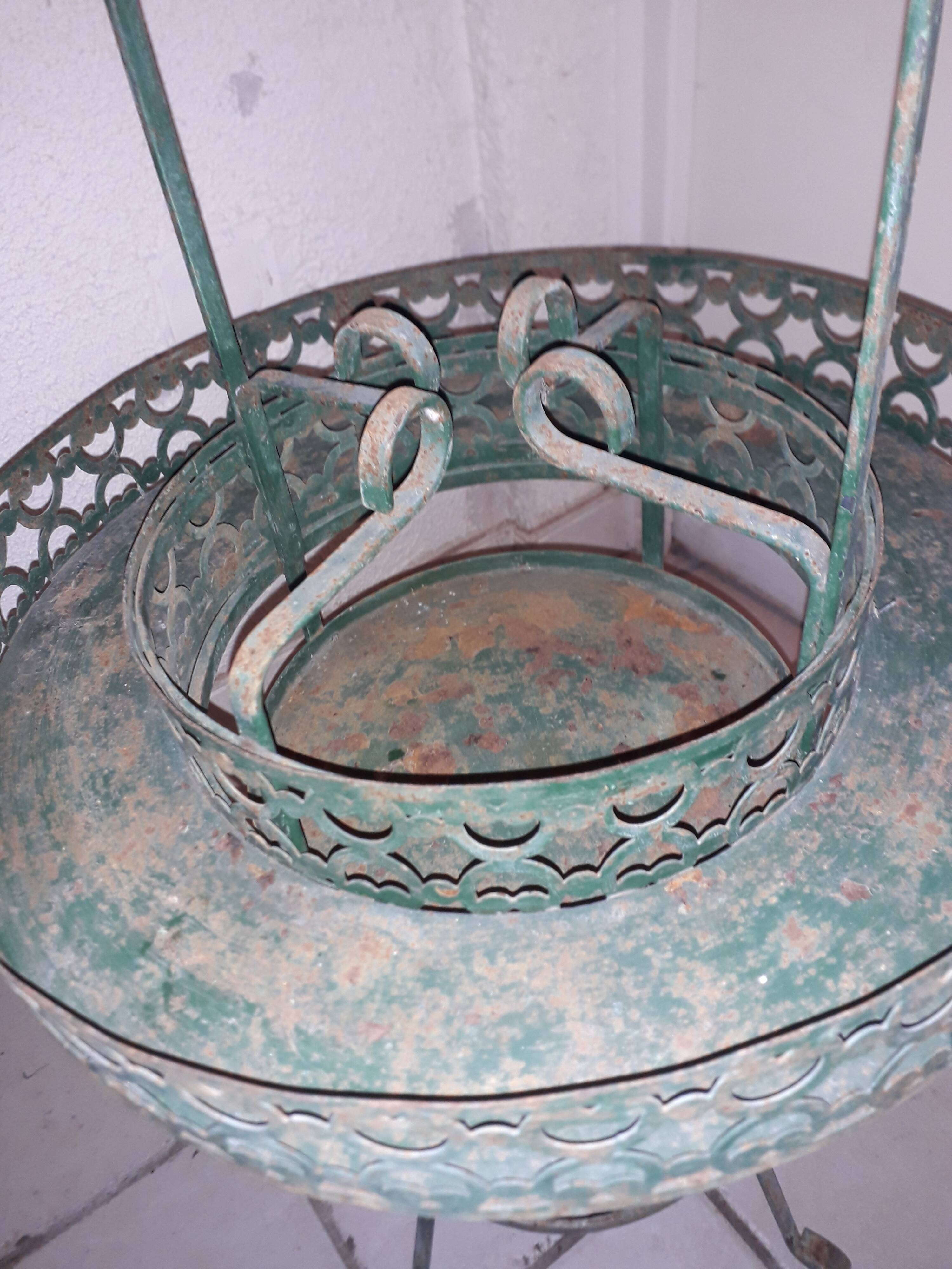 Vintage portable metal bar